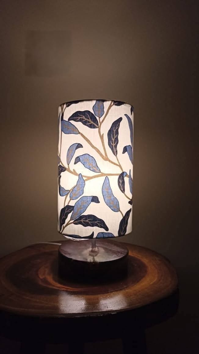 Wooden floor lamp Mini